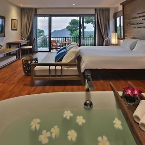 Deluxe Zimmer mit Kingsize-Bett